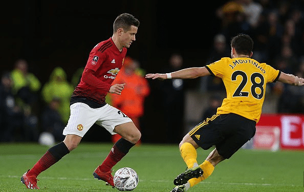 瓦拉内以其 瓦拉内以其