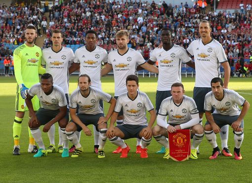 在客场比赛 在客场比赛